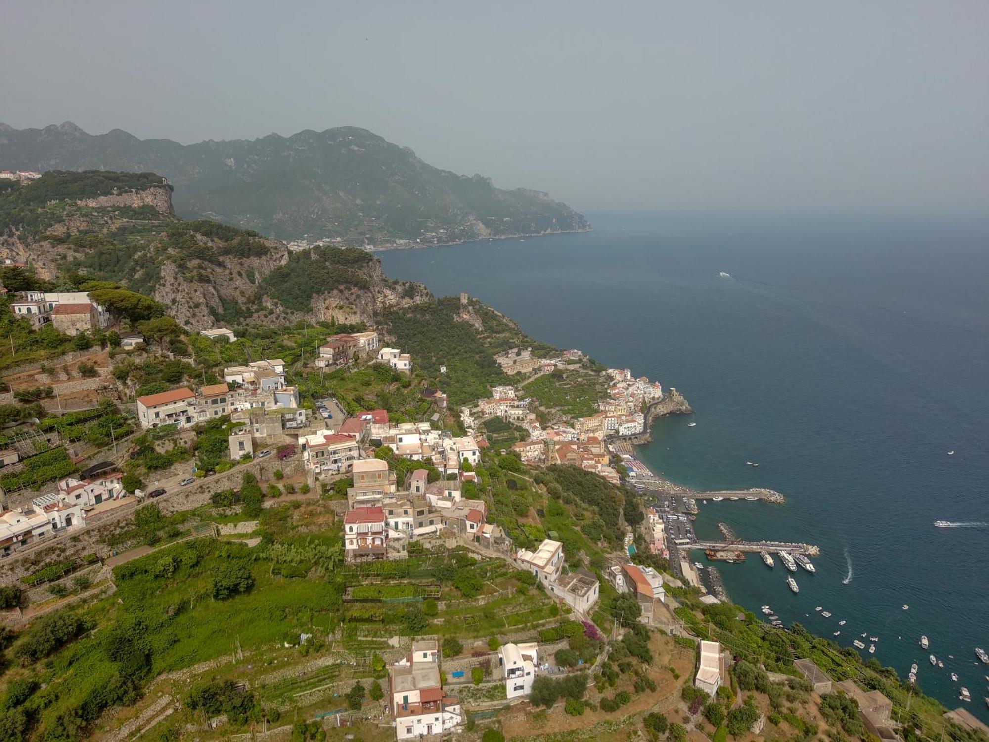 La Lucciola Apartment Amalfi Exterior photo